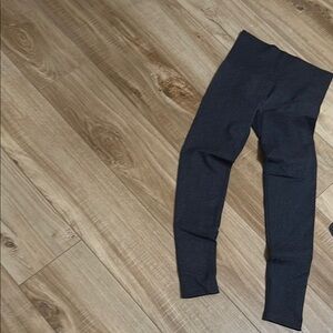 Soma Black Leggings with Stretchy Fabric and Full Length Fit